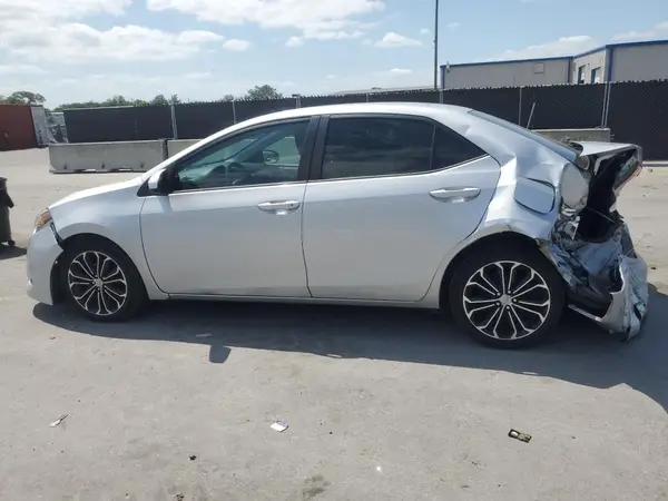 2T1BURHE4HC831066 2017 TOYOTA COROLLA - Image 2