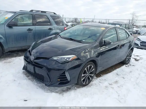 2T1BURHE4HC831603 2017 TOYOTA COROLLA - Image 2