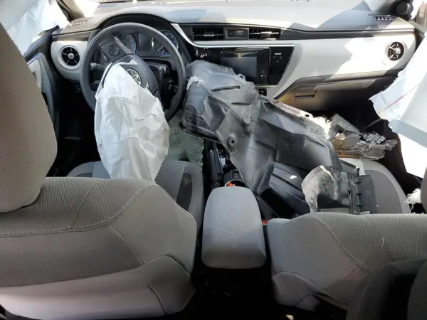 2T1BURHE4HC831990 2017 TOYOTA COROLLA - Image 8