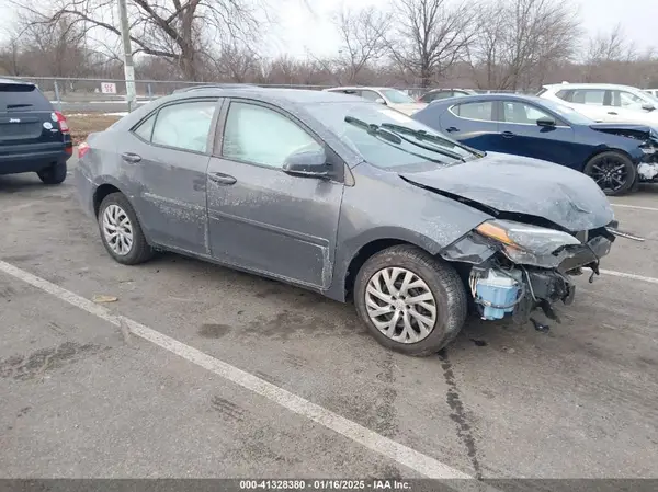 2T1BURHE4HC834808 2017 TOYOTA COROLLA - Image 1