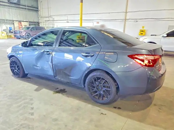 2T1BURHE4HC835098 2017 TOYOTA COROLLA - Image 2