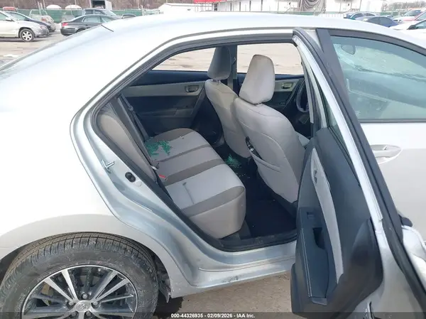 2T1BURHE4HC837515 2017 TOYOTA COROLLA - Image 8