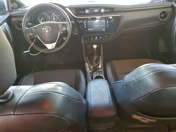 2T1BURHE4HC840737 2017 TOYOTA COROLLA - Image 8