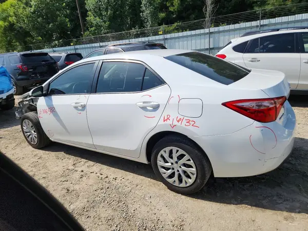 2T1BURHE4HC848112 2017 TOYOTA COROLLA - Image 2