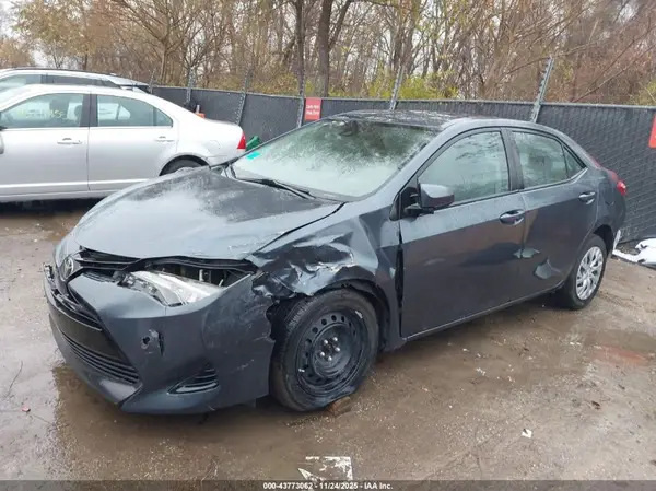 2T1BURHE4HC851091 2017 TOYOTA COROLLA - Image 2