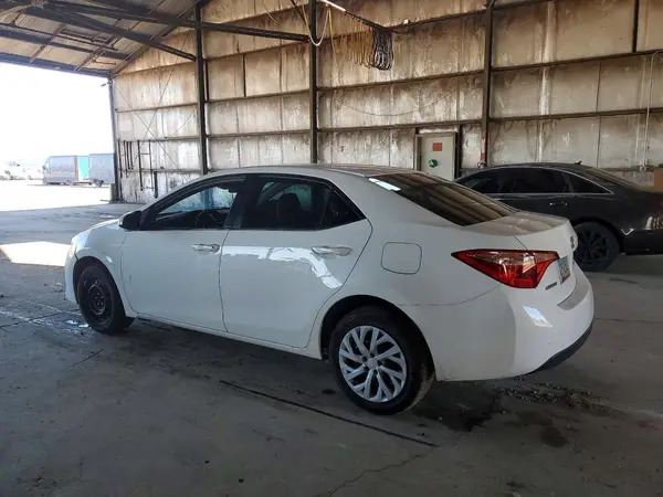 2T1BURHE4HC853648 2017 TOYOTA COROLLA - Image 2