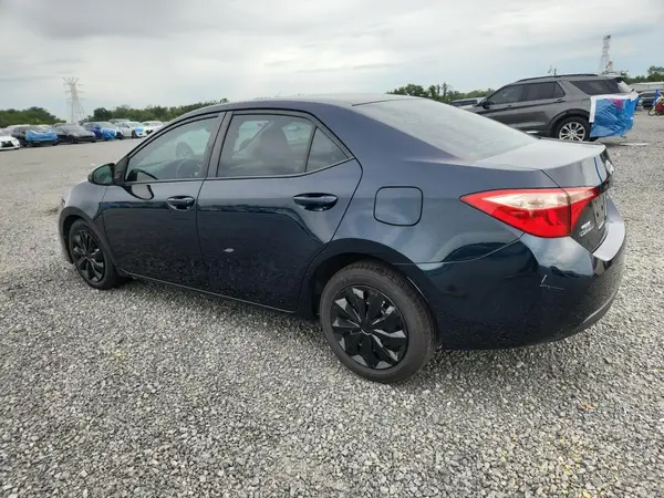 2T1BURHE4HC855898 2017 TOYOTA COROLLA - Image 2