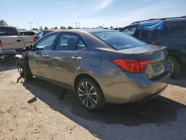 2T1BURHE4HC862138 2017 TOYOTA COROLLA - Image 2