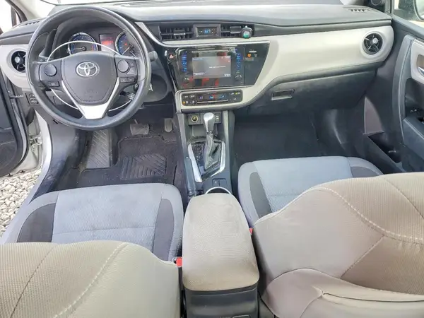 2T1BURHE4HC865654 2017 TOYOTA COROLLA - Image 8