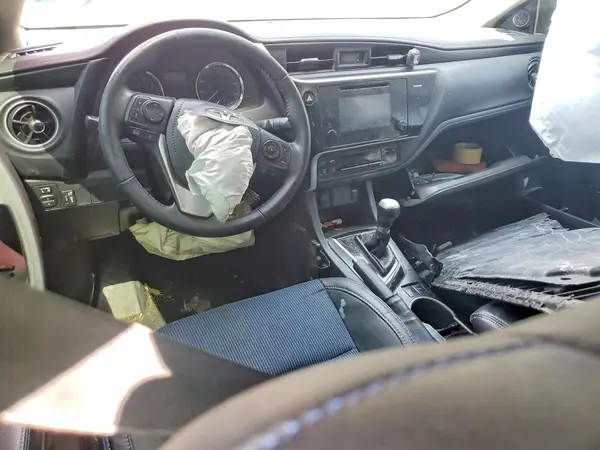 2T1BURHE4HC865928 2017 TOYOTA COROLLA - Image 8