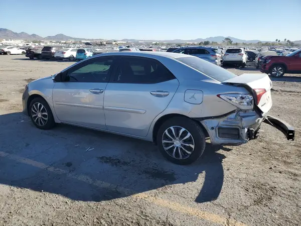 2T1BURHE4HC866562 2017 TOYOTA COROLLA - Image 2