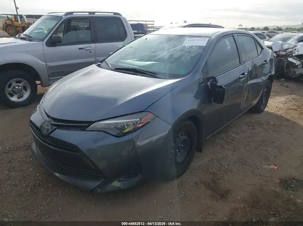 2T1BURHE4HC869896 2017 TOYOTA COROLLA - Image 2