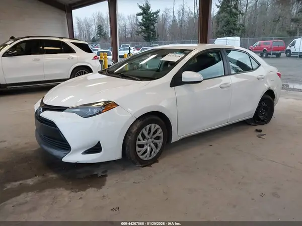 2T1BURHE4HC872118 2017 TOYOTA COROLLA - Image 2
