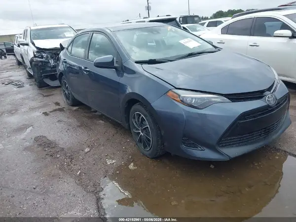 2T1BURHE4HC875178 2017 TOYOTA COROLLA - Image 1