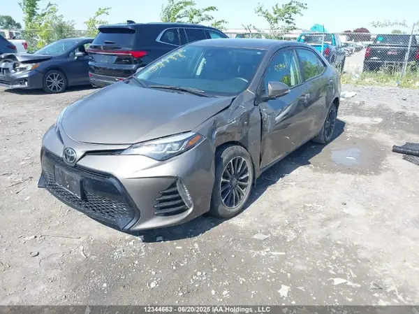 2T1BURHE4HC885192 2017 TOYOTA COROLLA - Image 2