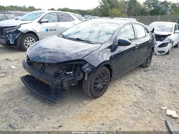 2T1BURHE4HC887265 2017 TOYOTA COROLLA - Image 2