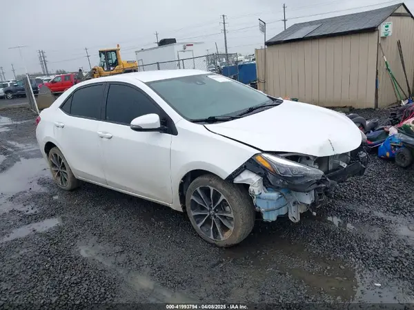 2T1BURHE4HC890246 2017 TOYOTA COROLLA - Image 1