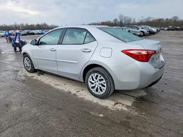 2T1BURHE4HC891901 2017 TOYOTA COROLLA - Image 2