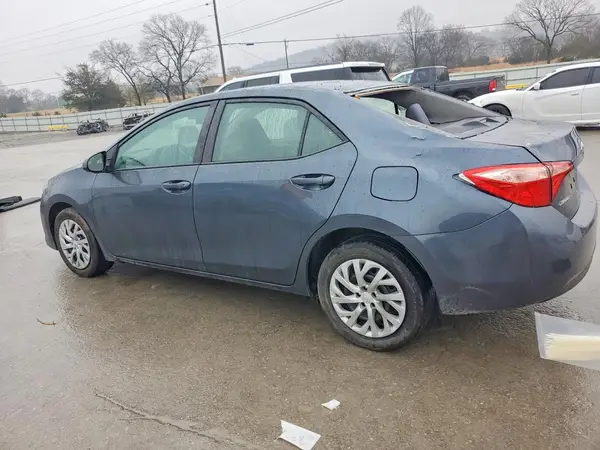 2T1BURHE4HC893681 2017 TOYOTA COROLLA - Image 2