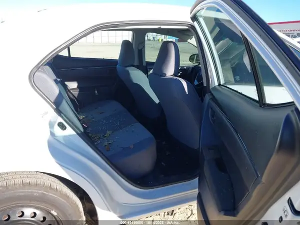 2T1BURHE4HC898170 2017 TOYOTA COROLLA - Image 8