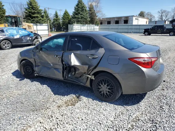 2T1BURHE4HC905425 2017 TOYOTA COROLLA - Image 2