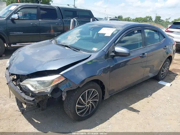 2T1BURHE4HC907630 2017 TOYOTA COROLLA - Image 2