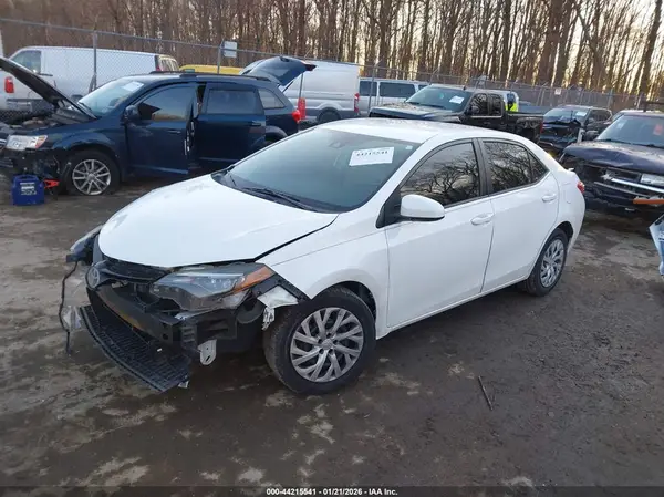 2T1BURHE4HC908423 2017 TOYOTA COROLLA - Image 2