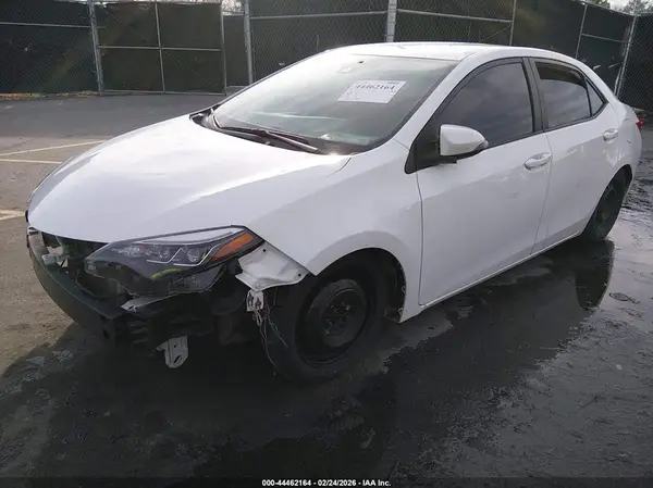2T1BURHE4HC909328 2017 TOYOTA COROLLA - Image 2
