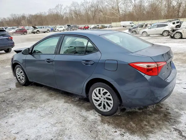 2T1BURHE4HC912679 2017 TOYOTA COROLLA - Image 2