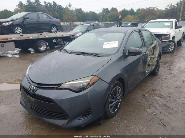 2T1BURHE4HC912715 2017 TOYOTA COROLLA - Image 2