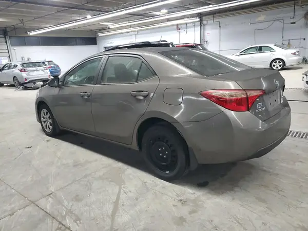 2T1BURHE4HC912990 2017 TOYOTA COROLLA - Image 2
