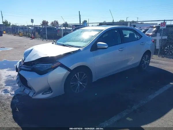 2T1BURHE4HC914898 2017 TOYOTA COROLLA - Image 2