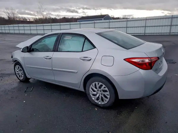 2T1BURHE4HC916649 2017 TOYOTA COROLLA - Image 2