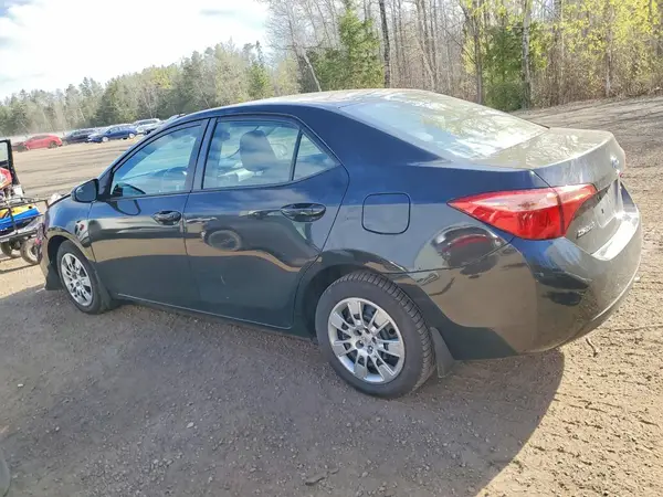 2T1BURHE4HC919972 2017 TOYOTA COROLLA - Image 2