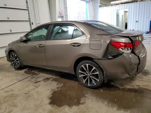 2T1BURHE4HC921124 2017 TOYOTA COROLLA - Image 2