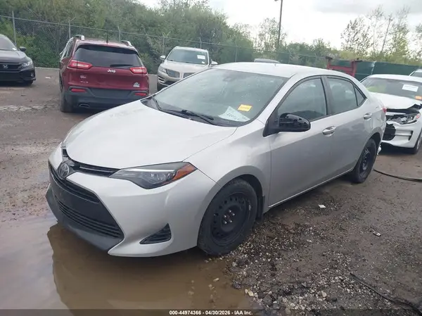2T1BURHE4HC921737 2017 TOYOTA COROLLA - Image 2