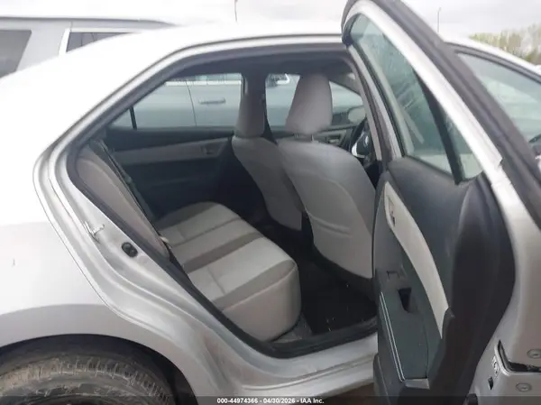 2T1BURHE4HC921737 2017 TOYOTA COROLLA - Image 8