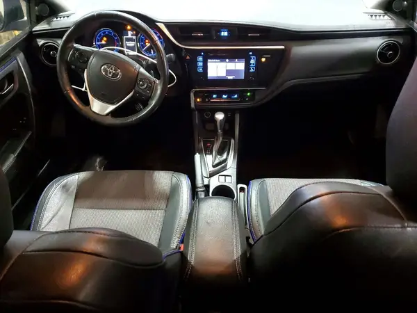 2T1BURHE4HC925562 2017 TOYOTA COROLLA - Image 8