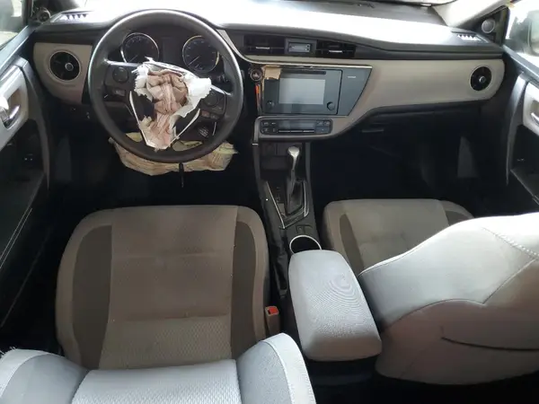 2T1BURHE4HC930583 2017 TOYOTA COROLLA - Image 8