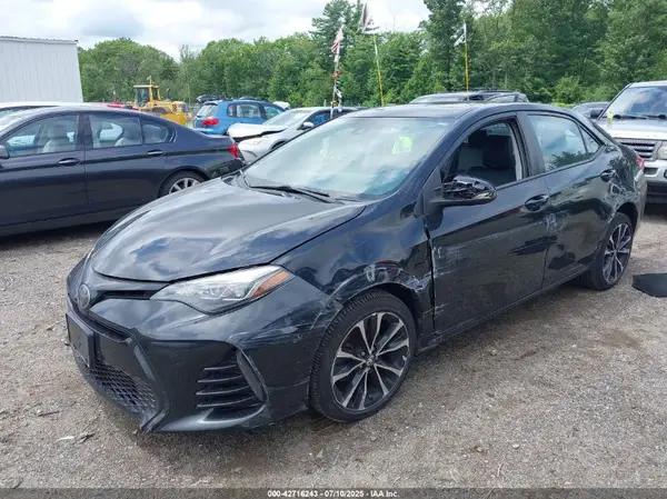 2T1BURHE4HC938022 2017 TOYOTA COROLLA - Image 2