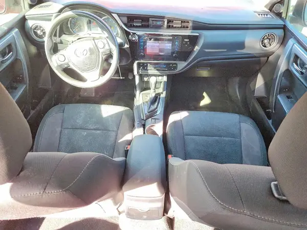 2T1BURHE4HC946136 2017 TOYOTA COROLLA - Image 8