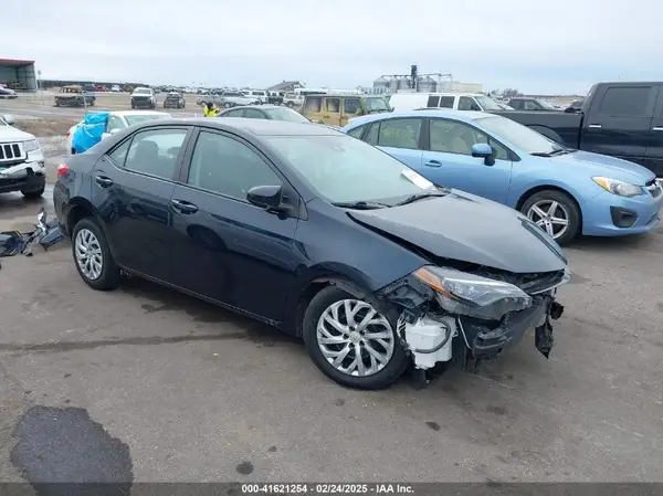 2T1BURHE4HC948405 2017 TOYOTA COROLLA - Image 1