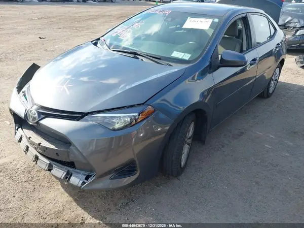 2T1BURHE4HC953491 2017 TOYOTA COROLLA - Image 2