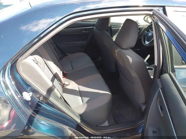 2T1BURHE4HC954415 2017 TOYOTA COROLLA - Image 8