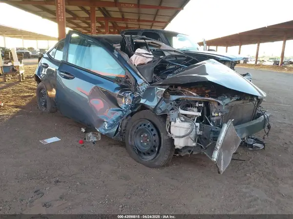 2T1BURHE4HC962529 2017 TOYOTA COROLLA - Image 1