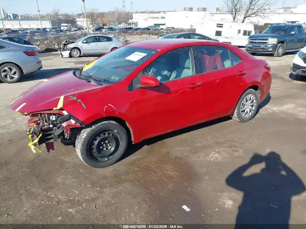 2T1BURHE4HC963213 2017 TOYOTA COROLLA - Image 2