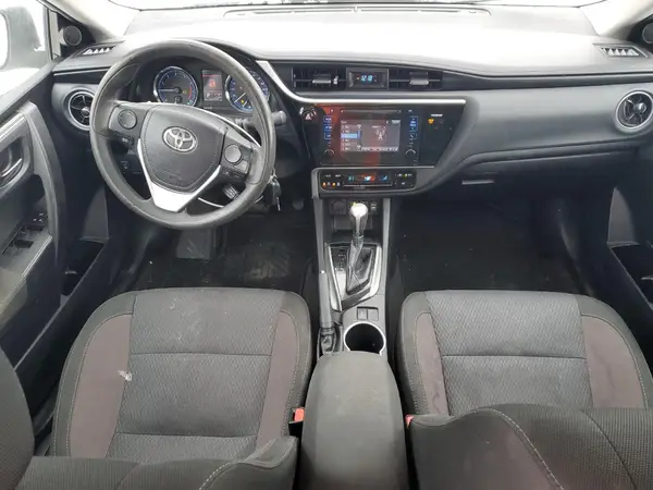 2T1BURHE4HC963289 2017 TOYOTA COROLLA - Image 8