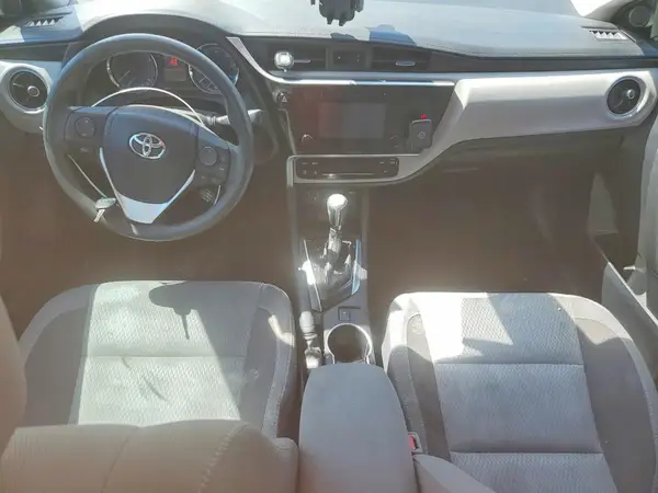 2T1BURHE4JC000737 2018 TOYOTA COROLLA - Image 8