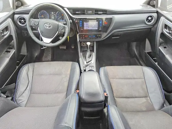 2T1BURHE4JC001807 2018 TOYOTA COROLLA - Image 8