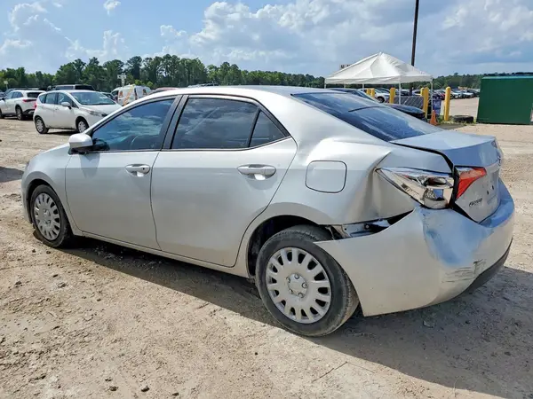 2T1BURHE4JC004626 2018 TOYOTA COROLLA - Image 2